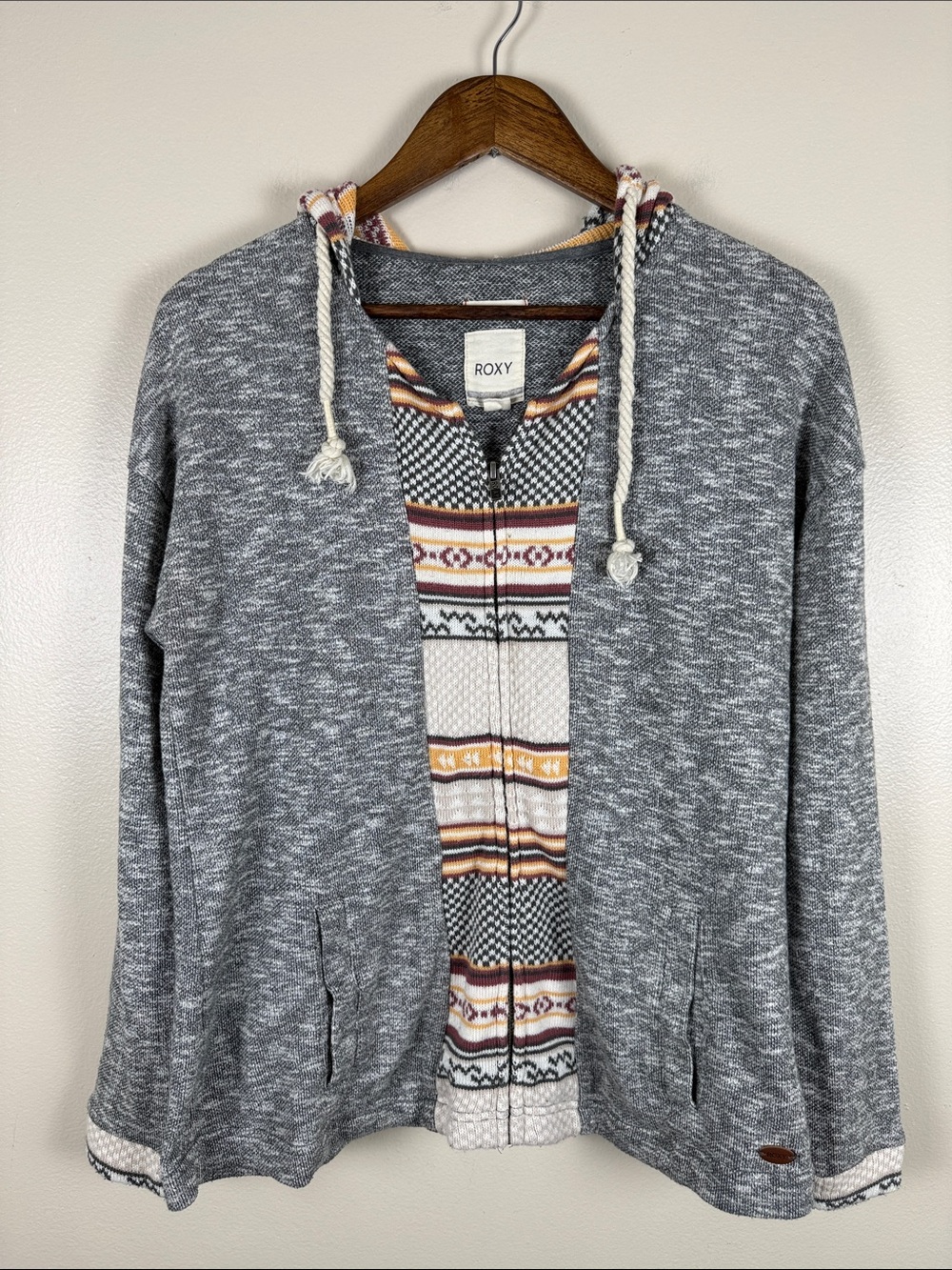 Roxy Gray Hoodie with Patterned Zip Front. Size Medium